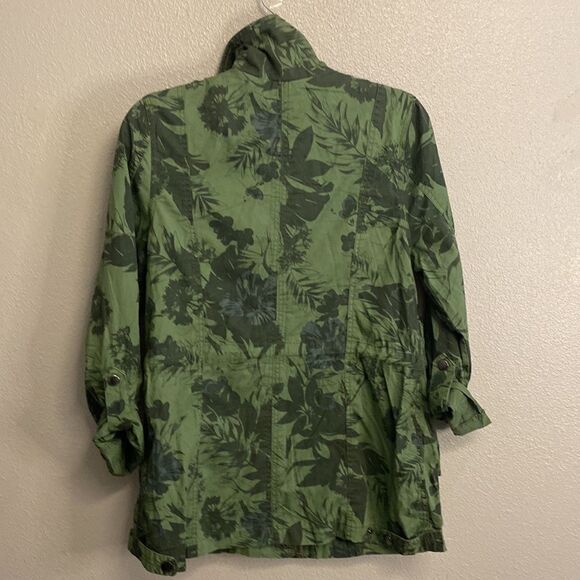 Green utility jacket with tropical print- Size large - Picture 8 of 12